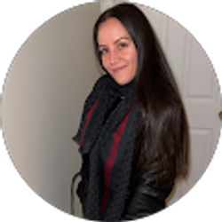 Profile photo of Hannah Mills