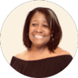 Profile photo of Elsie Nixon