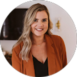 Profile photo of Lydia McCrummen