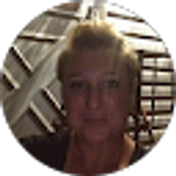 Profile photo of Suzy Martinez CMT