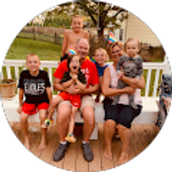 Profile photo of Lynn Neith