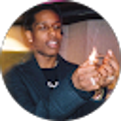 Profile photo of Darius Medina
