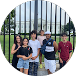 Profile photo of Yvonne Devine