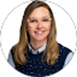 Profile photo of Jasmin Loucks