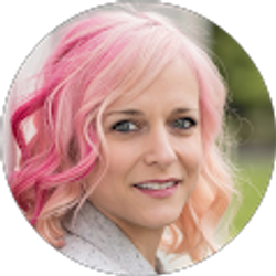 Profile photo of Amanda Flasck