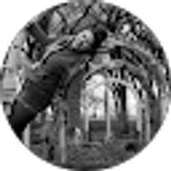 Profile photo of Aria Grawe