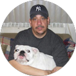 Profile photo of Valentin Bradford