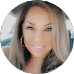 Profile photo of Mikole Michel Knabe