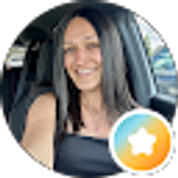 Profile photo of Julia Adame