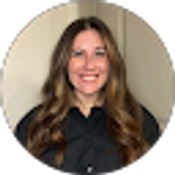 Profile photo of Tori Chaiklin