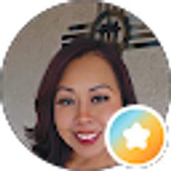 Profile photo of LAURA LAZARO