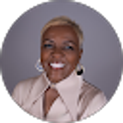 Profile photo of evelyn jones