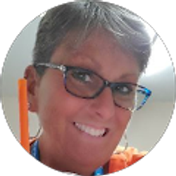 Profile photo of Yvonne Kuehn