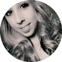 Profile photo of Lisa derigo