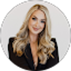 Profile photo of Kathryn Holmes