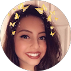 Profile photo of Valeria Bueno