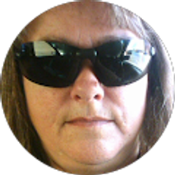 Profile photo of Teri Thompson