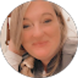 Profile photo of Heidi Greer