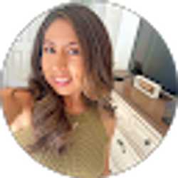 Profile photo of Stephanie Montezuma