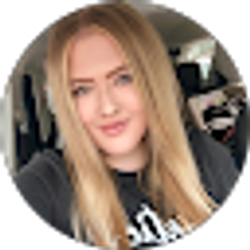 Profile photo of Ashley Henderson