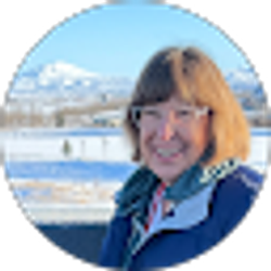 Profile photo of Lyn Zehner