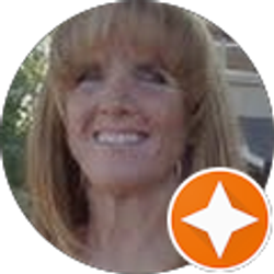 Profile photo of Lynda Loughlin