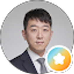 Profile photo of John Yoon
