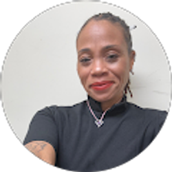 Profile photo of Nelly Hamilton