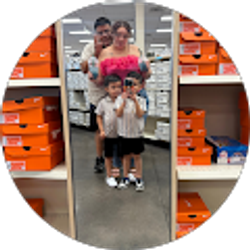 Profile photo of Julio Angeles