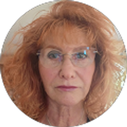 Profile photo of Ruth Defries