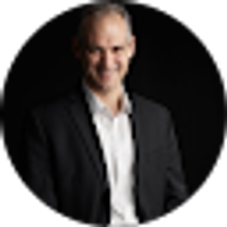 Profile photo of Paul Savas