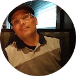 Profile photo of Harold Viveros