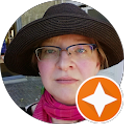 Profile photo of sarah hutchinson