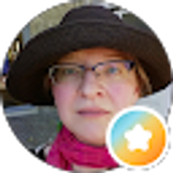 Profile photo of sarah hutchinson