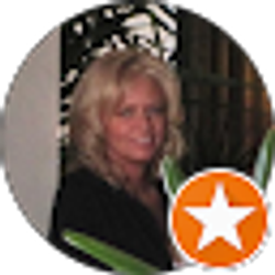 Profile photo of Lisa Smith