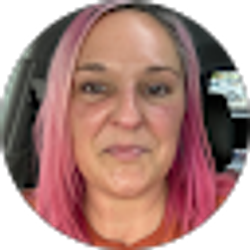 Profile photo of Kelli DiaVelli