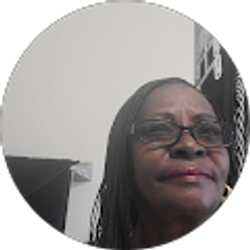 Profile photo of Carrie Griffin