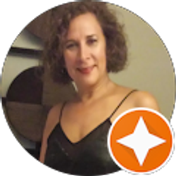 Profile photo of Nikki Vitale