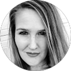 Profile photo of Laura Martin