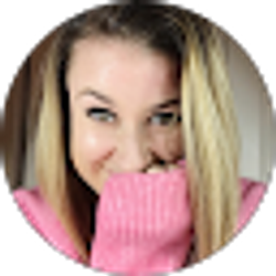 Profile photo of Anna Napelbaum