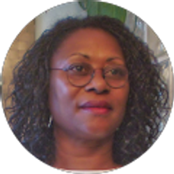 Profile photo of Linda Robinson