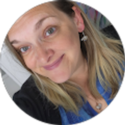 Profile photo of Naomi