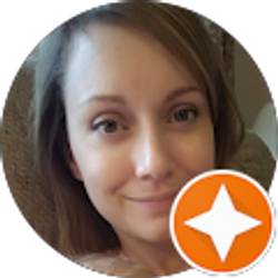 Profile photo of Leslie Jones