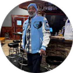 Profile photo of Lorenzo Niel Hines