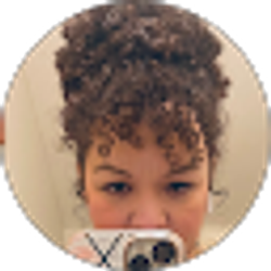 Profile photo of Lizbeth Zamora