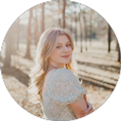 Profile photo of Rayne Blake