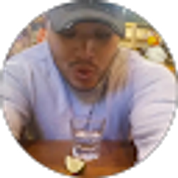 Profile photo of Oliver Escobar