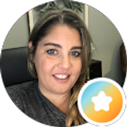 Profile photo of Zoe Lewis