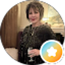 Profile photo of Saundra Lane