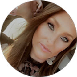 Profile photo of Ashley Powell